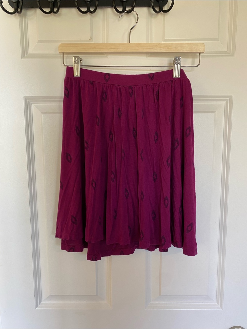 Old Navy Patterned Skater Skirt